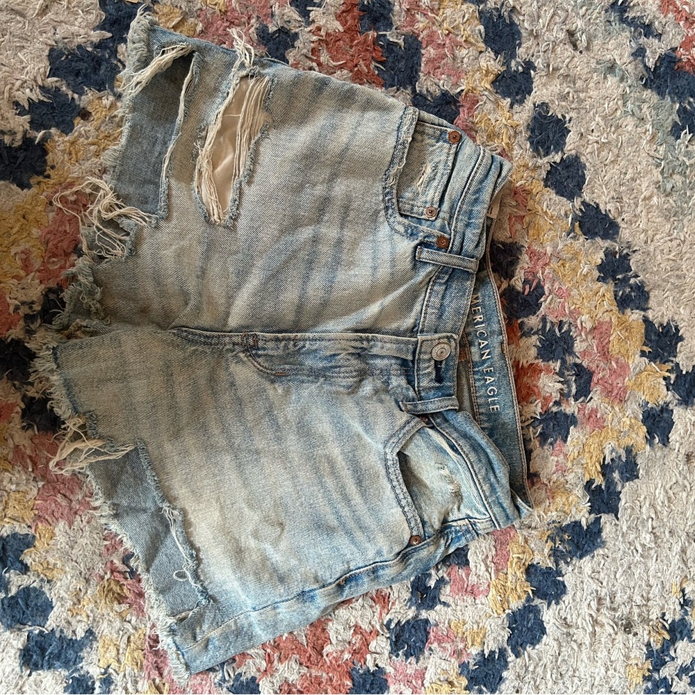 American Eagle Outfitters Light Wash Frayed Denim Shorts